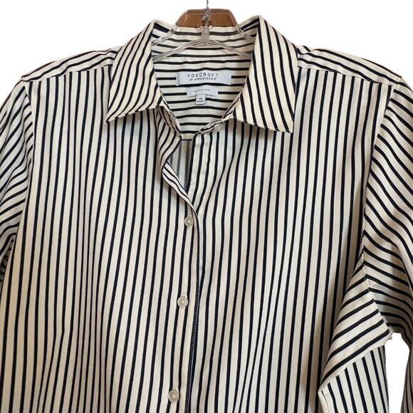Foxcroft For Appleseeds Wrinkle-Free Navy Striped Button-Up Shirt Size 14 - Picture 2 of 7